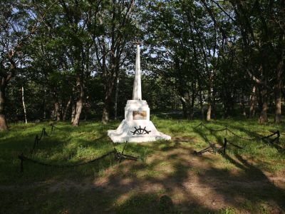 Памятник крейсеру "Изумруд"