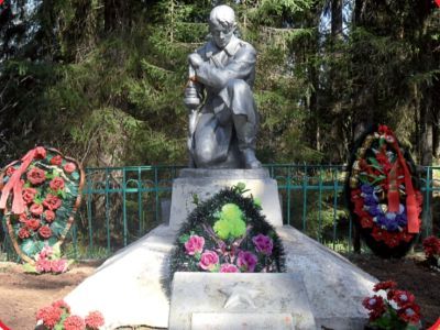 Братская могила