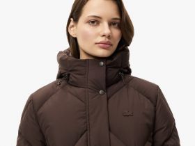 Женская парка Lacoste с капюшоном