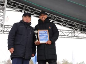 15 хозяйств и предприятий участвуют в ярмарке «Рыба Якутии — 2025»