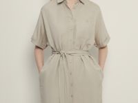 Платье с коротким рукавом и добавлением льна