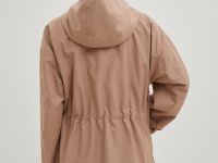 Ветровка свободного силуэта с капюшоном