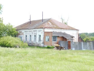 Здание земской школы