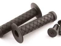 Грипсы Clark's С100 BMX с фланцами и заглушками (черный 145 мм)