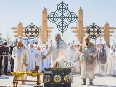 Первый этнопарк «Ытык сир» открылся в Якутске