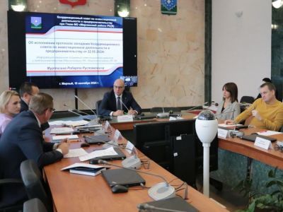 Глава встретился с предпринимателями в преддверии их профессионального праздника