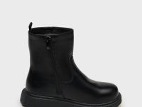 Ботинки для девочек