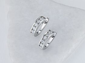 Серьги из белого золота с бриллиантами э4701сг05102300