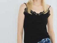 Топ в рубчик с декором из кружева, Черный