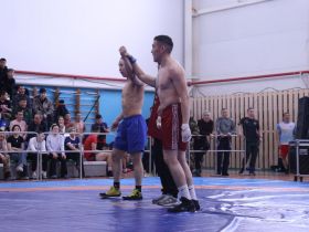 Победителем третьего отборочного турнира на Игры Дыгына стал мас-рестлер Ариан Мярин