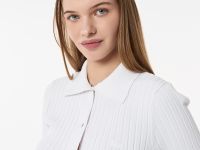 Женский лёгкий свитер Lacoste с коротким рукавом и воротником-поло