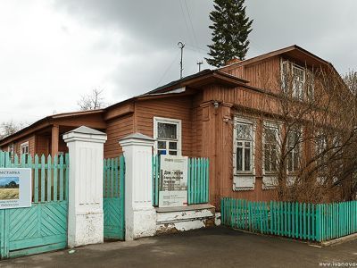 Дом, в котором с 1911 по 1928 год проживал народный художник СССР, лауреат Ленинской и Госсударственных премий СССР, член-корреспондент Академии художеств СССР Пророков Борис Иванович