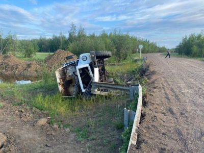 Пьяный водитель на угнанной спецтехнике совершил смертельное ДТП в Якутии