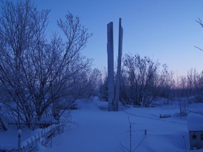 Братская могила Михайлюк Александра Артемовича (1915-1943), Гроздненского Иуды Леонтьевича (1910-1943), Суранова Ивана (1924-1943) – летчиков, трагически погибших 6 июня 1973 г. в авиационной катастрофе