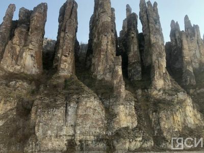 В Якутии появится новый туристический маршрут на Синских столбах