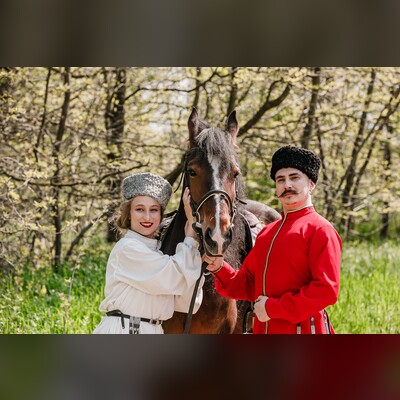 Кубанские казаки на ярмарке