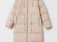 Пуховое женское пальто свободного кроя