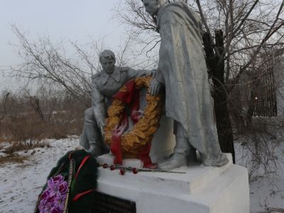 Братская могила красногвардейцев, павших под Верхнеудинском в боях с белочехами и белогвардейцами 18-20 августа 1920 г.