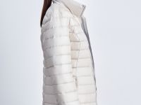 Куртка стеганая с наполнителем из натурального пух