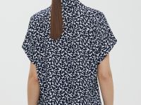 Блузка свободного силуэта с коротким рукавом