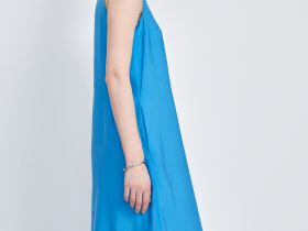 Платье миди базовое с v-образным вырезом