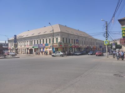 Дом с торговыми лавками Николаевой О. (Ходжемаловых, Афанасьевых)