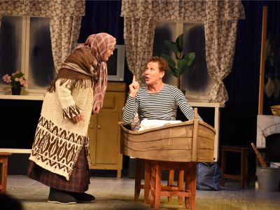 Билеты на Ай, мӑнтарӑн çил-тӑманӗ / Шутки в глухомани (Чувашский драматический театр им. Иванова) / Театр | Афиша | ИнфоТаймс