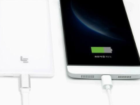Универсальный внешний аккумулятор LeEco (LeTV) 10000 mAh ,(QC/2.0) USBx1 и Type-C пластик (White)