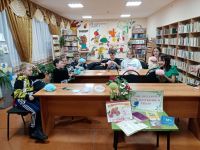 Новоорловская детская библиотека