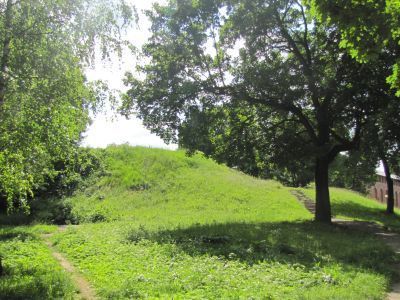 Земляной холм – «Шейнов бастион» – памятник борьбы русского государства за освобождение Смоленска в 1632-1634 гг. от польских феодалов