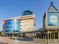 Омский государственный театр куклы, актера, маски «Арлекин»