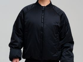 Куртка текстильная с полиуретановым покрытием для девочек