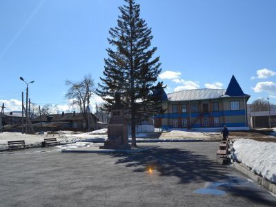 Памятник-бюст И.В.Бабушкину