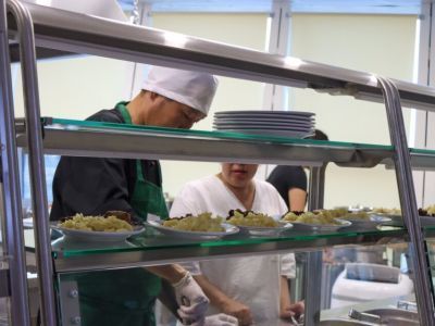 МИИ-2022. В столовой Малой академии наук рассказали, что в меню у одаренных детей