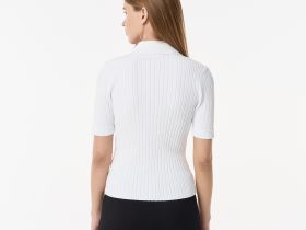 Женский лёгкий свитер Lacoste с коротким рукавом и воротником-поло