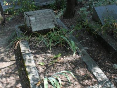 Братская могила двух неизвестных моряков