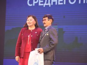 85-летие системы среднего профессионального образования отметили в Якутске