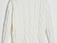 Свитер свободного кроя