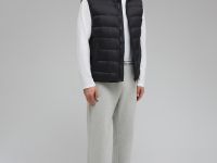 Стеганый пуховый жилет