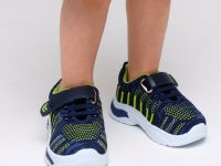 Кроссовки для мальчиков