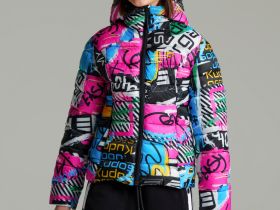 Куртка текстильная с полиуретановым покрытием для девочек