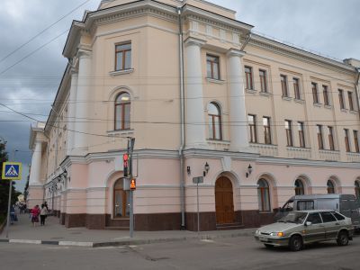 Здание учетно-кредитного техникума