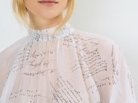 Блузка с принтом O'STIN x Яндекс Книги, Белый