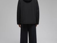 Утепленная куртка с капюшоном