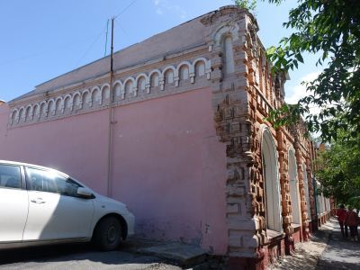 Флигель