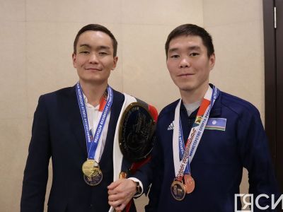 В Якутске чествовали победителя и бронзового призёра чемпионата России по боксу