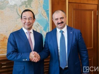 Глава Якутии встретился с президентом Национального олимпийского комитета Республики Беларусь 