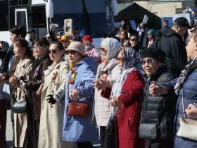 На площади Победы в Якутске станцевали «Осуохай Победы»