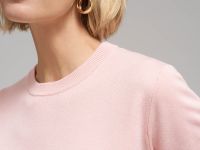 Легкий базовый джемпер прямого кроя