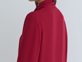 Блузка с шарфом, Красный